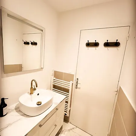 Appartement Le Noës - élégant&rénové T3 - Clim-parking *